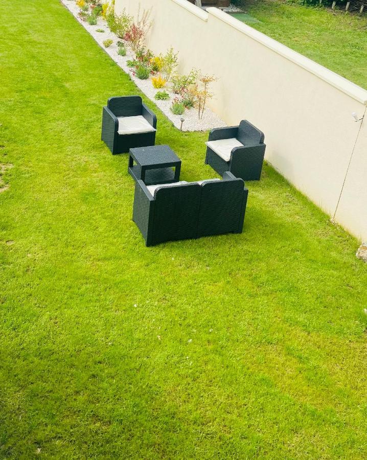 Grand T1 Moderne Jardin Pres De Cdg Apartment Le Thillay Bagian luar foto