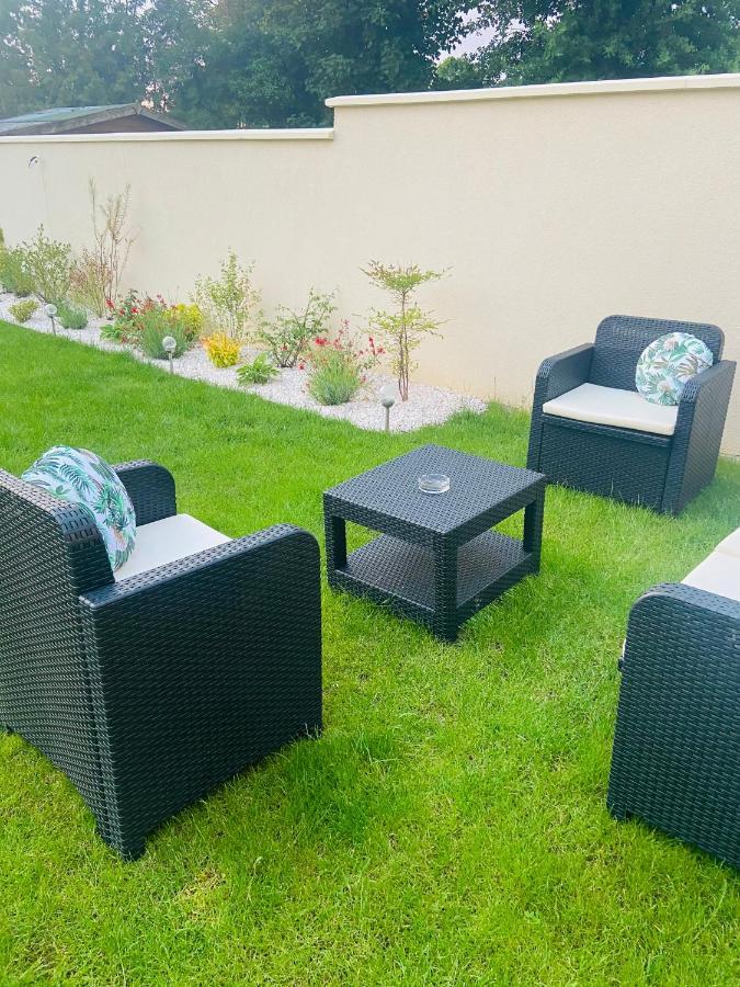Grand T1 Moderne Jardin Pres De Cdg Apartment Le Thillay Bagian luar foto